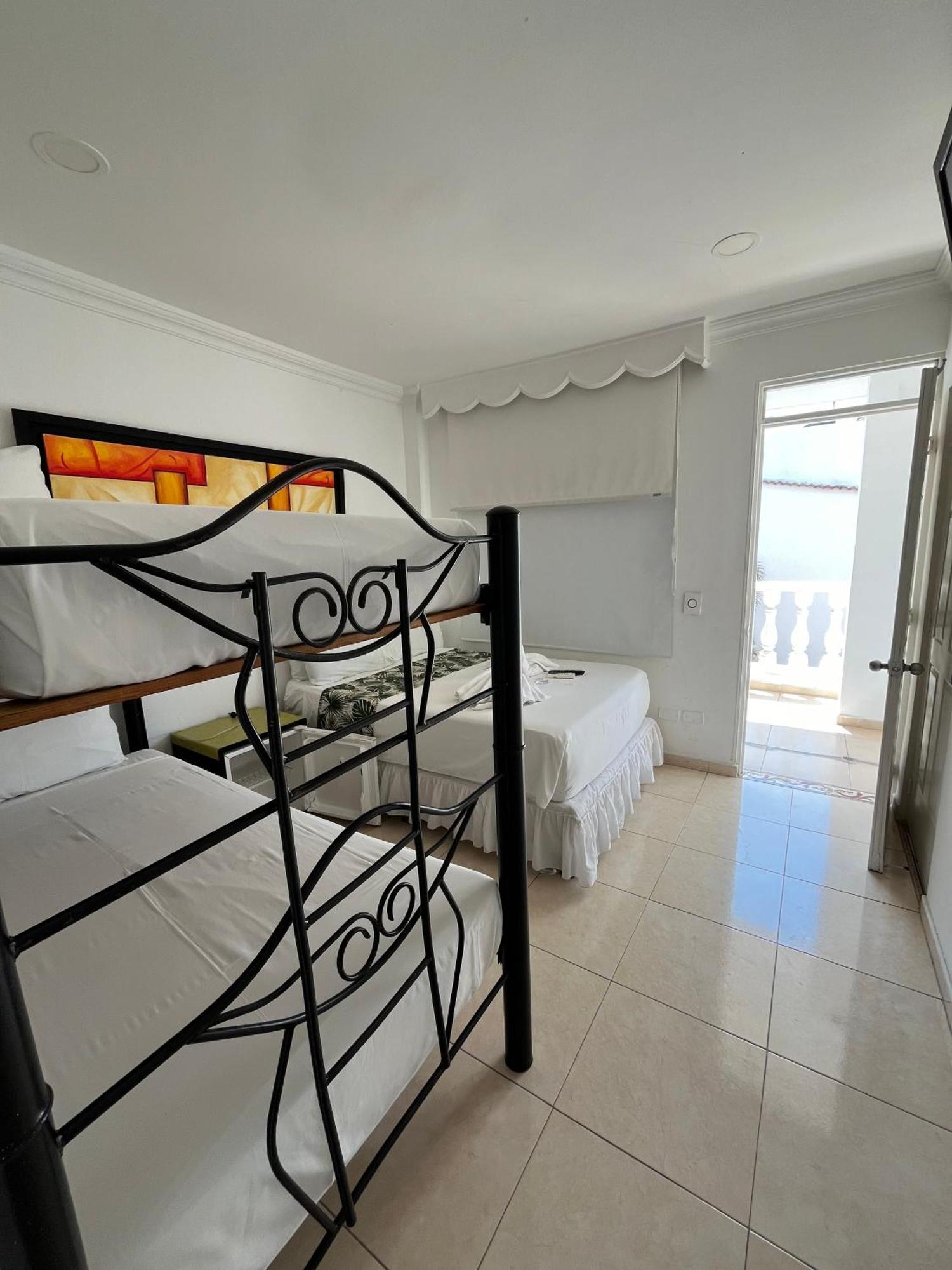 Hotel Zamba جيراردو المظهر الخارجي الصورة